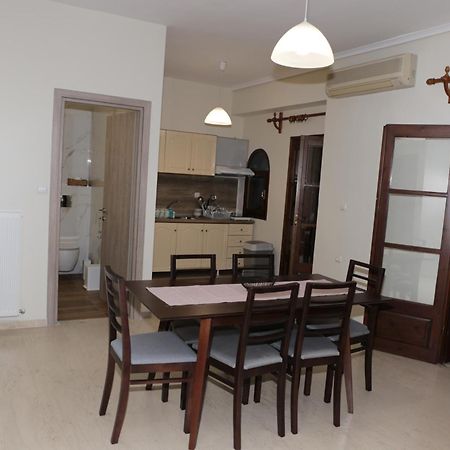 לפטוקריה Giotis Apartments מראה חיצוני תמונה