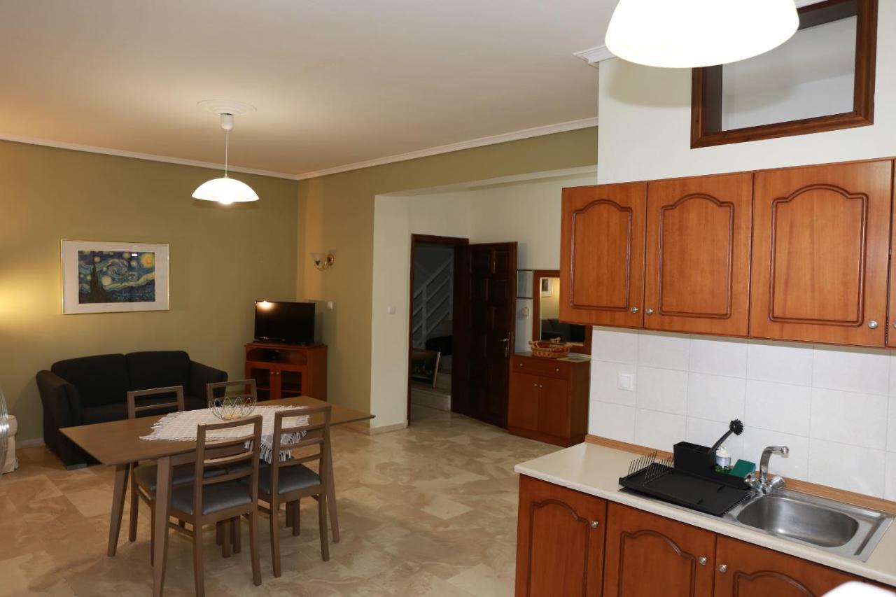 לפטוקריה Giotis Apartments מראה חיצוני תמונה