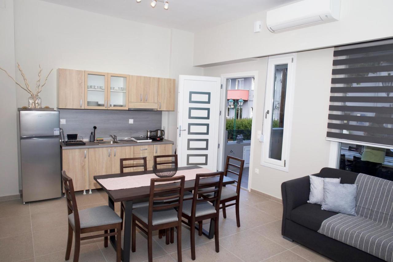 לפטוקריה Giotis Apartments מראה חיצוני תמונה